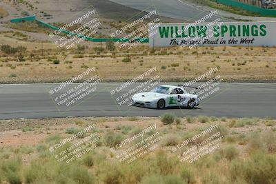media/May-31-2025-CalClub SCCA (Sat) [[2c1a04e1ee]]/Qualifying/Group 6/Turn 4/